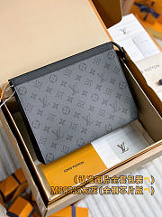 Louis vuitton pochette M69535 size 27 x 21 x 6 cm - 2