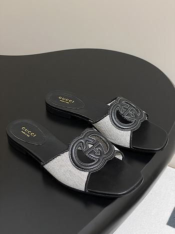 Gucci Lido sandals black