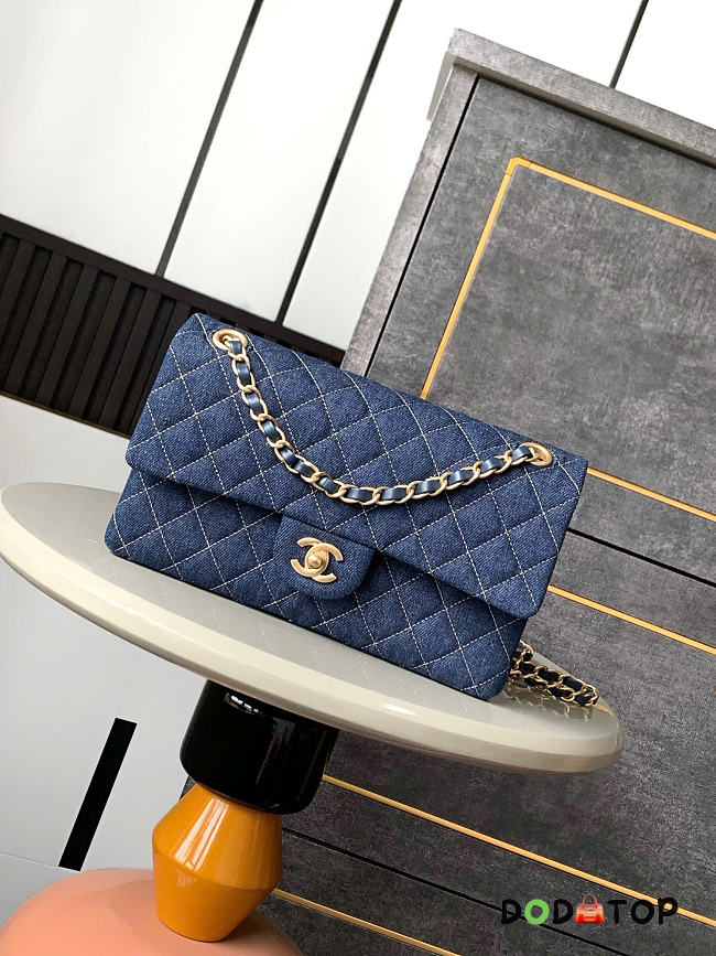 Chanel Flap bag denim size 25cm - 1