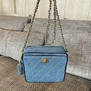 Chanel Vintage denim bag size 17.5x6.5x15.5cm - 6