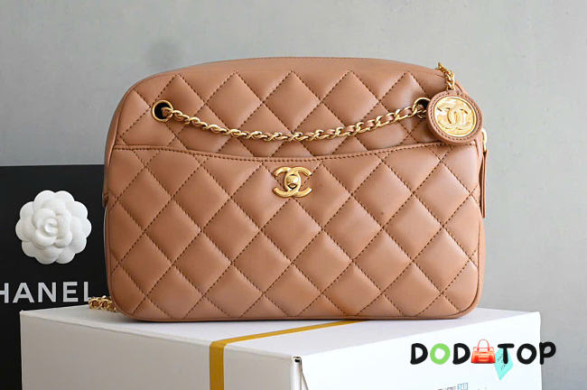 Chanel 24K beige bag size 24x19x9cm - 1