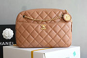 Chanel 24K beige bag size 24x19x9cm - 1