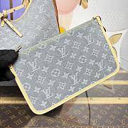 Louis Vuitton CarryAll Monogram Denim bag size 39x15x30cm - 2