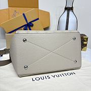 Louis Vuitton beaubourg hobo beige Monogram bag size 32x17x26cm - 5