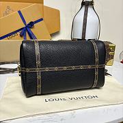 Louis Vuitton Nicolas Ghesquière black bag size 40x20x25cm - 5