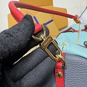 Louis Vuitton Nicolas Ghesquière blue bag size 40x20x25cm - 5