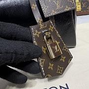 Louis Vuitton Nicolas Ghesquière black monogram bag size 40x20x25cm - 4