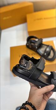 Louis Vuitton sandals black 01 - 4