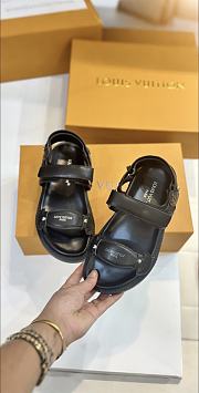 Louis Vuitton sandals black 01 - 3