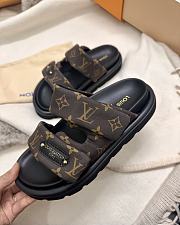 Louis Vuitton sandals white 05 - 3