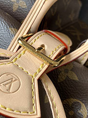 Louis Vuitton M46932 Excursion PM backpack size 21 x 23 x 10 cm - 3
