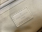 Louis Vuitton CarryAll MM bag size 39 x 30 x 15cm - 2