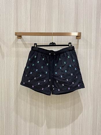 LOUIS VUITTON men Short black