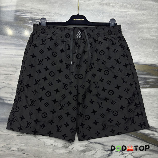 LOUIS VUITTON men Short black 01 - 1