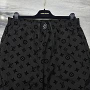LOUIS VUITTON men Short black 01 - 2