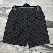 LOUIS VUITTON men Short black 01 - 6