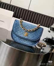 Chanel 24s denim bag size 23.5x16.5x5.5 cm - 1