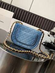 Chanel 24s denim bag size 23.5x16.5x5.5 cm - 2