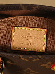 Louis Vuitton Petit Sac Plat mini Size 14 x 17 x 5cm - 2