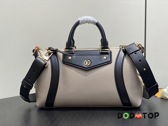Louis Vuitton M14700 Biker beige size 30x12x12 cm - 1