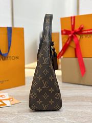 Louis Vuitton The Drop brown bag size 28x15x12 cm - 6
