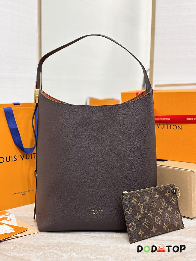 Louis Vuitton Low Key Hobo Earthy brown size 35x31x15 cm - 1