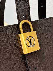 Louis Vuitton Low Key Cabas MM bag size 47x30x14 cm - 4