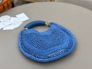 Chole Summer Banana hobo bag in raffia blue size 36x21.5x2cm - 4