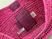 Chole Summer Banana hobo bag in raffia pink size 36x21.5x2cm - 5