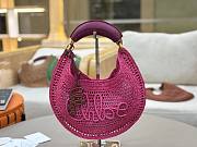 Chole Summer Banana hobo bag in raffia pink size 36x21.5x2cm - 3