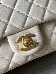 Chanel cross body beige bag mini size 18x13x7cm - 2