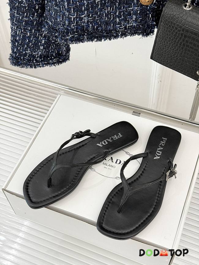 Prada Leather thong sandals black - 1