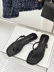 Prada Leather thong sandals black - 1