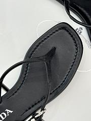 Prada Leather thong sandals black - 6