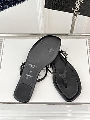 Prada Leather thong sandals black - 5