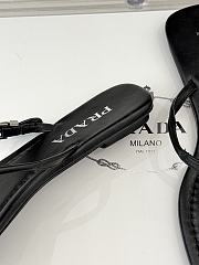 Prada Leather thong sandals black - 2