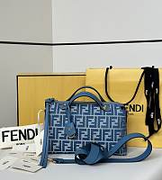 Fendi Women's Shoulder Bag in blue size 28x12x18cm - 5
