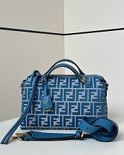 Fendi Women's Shoulder Bag in blue size 28x12x18cm - 3