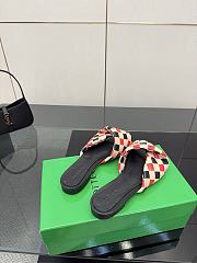 Bottega Veneta slides 03 - 2