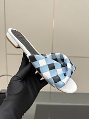Bottega Veneta slides 05 - 2