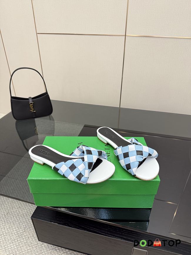 Bottega Veneta slides 05 - 1