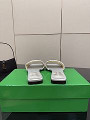 Bottega Veneta slides 06 - 4