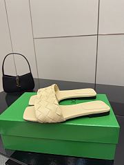 Bottega Veneta slides 09 - 3