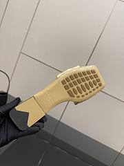 Bottega Veneta slides 10 - 6