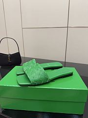 Bottega Veneta slides 13 - 3