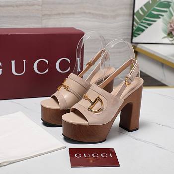 Gucci Women's platform sandal with Horsebit beige Height 130mm