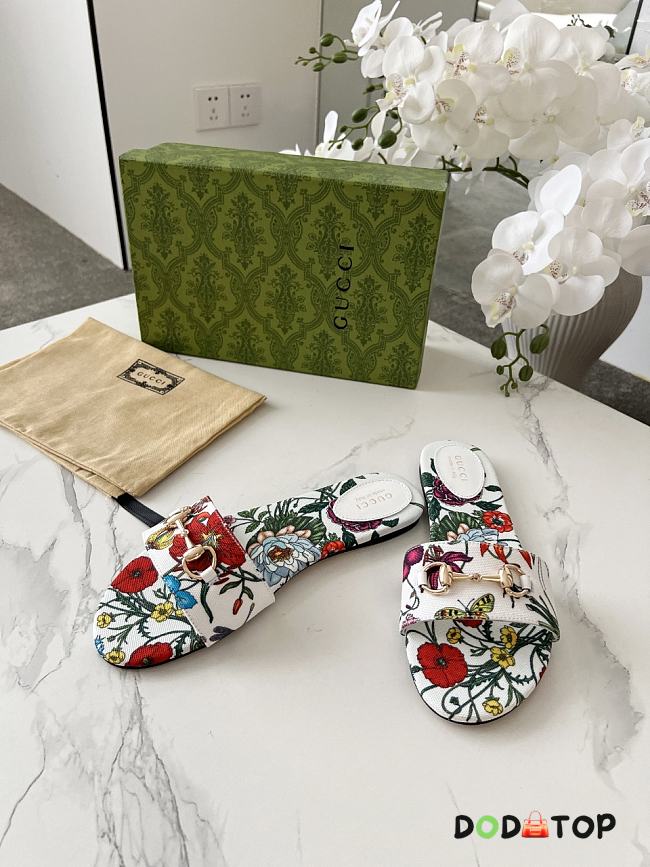Gucci Women's mules with bit white - 1