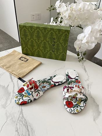 Gucci Women's mules with bit white