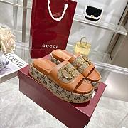 Gucci Women's GG platform sandal brown - 5