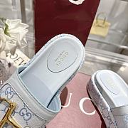 Gucci Women's GG platform sandal blue - 4